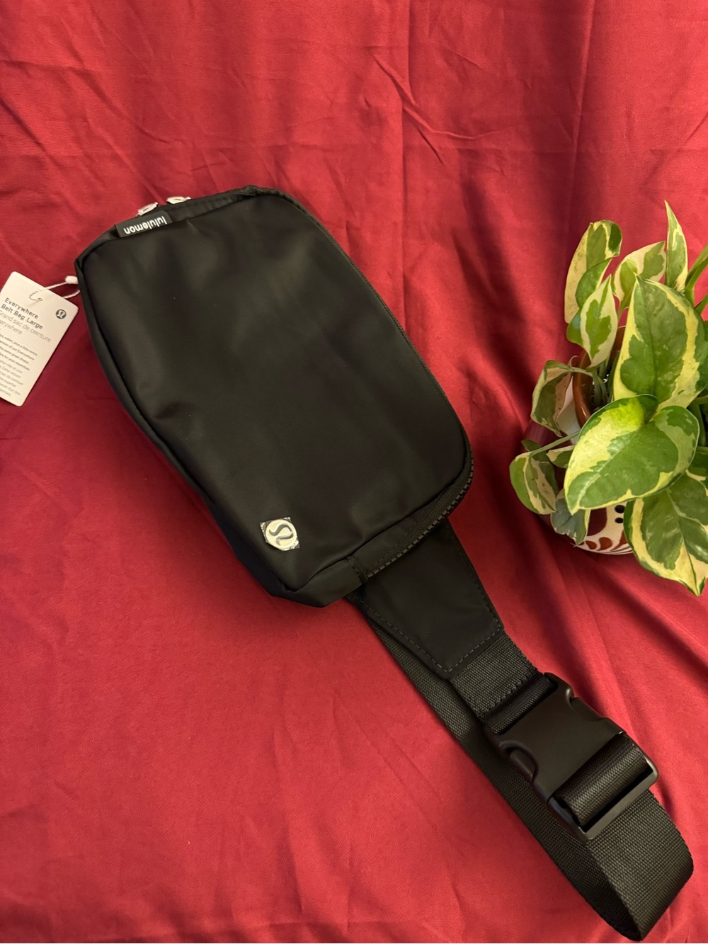 Lululemon belt bag size 2 L - Picture 4 of 7